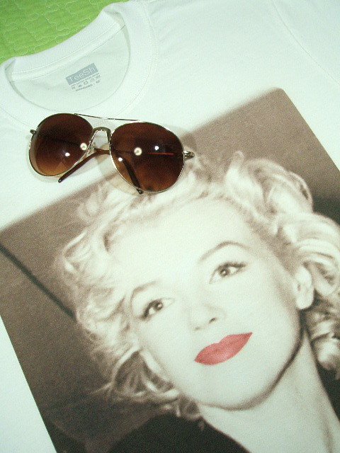 マリリンＴシャツ　マリリンモンローのＴシャツ　Marilyn Tshirt