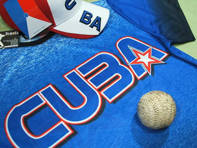 特価良品 batos キューバ代表ユニフォーム - 野球