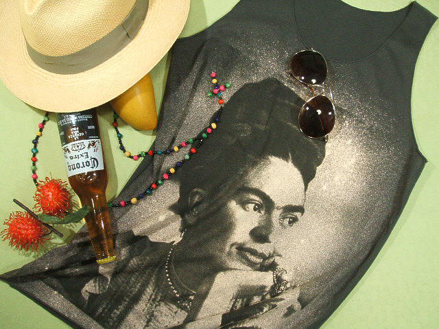 �t���[�_�J�[���̂s�V���c�@Frida Kahlo T-shirt�@�t���[�_�s�V���c